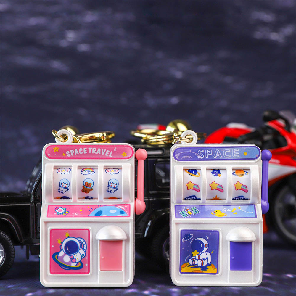 Astronaut Slot Machine Keychain - Tinyminymo