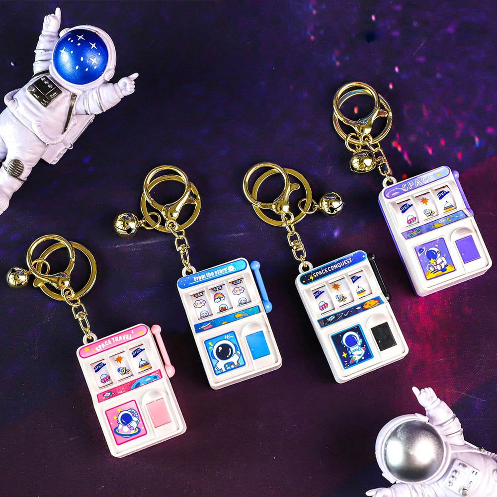 Astronaut Slot Machine Keychain - Tinyminymo