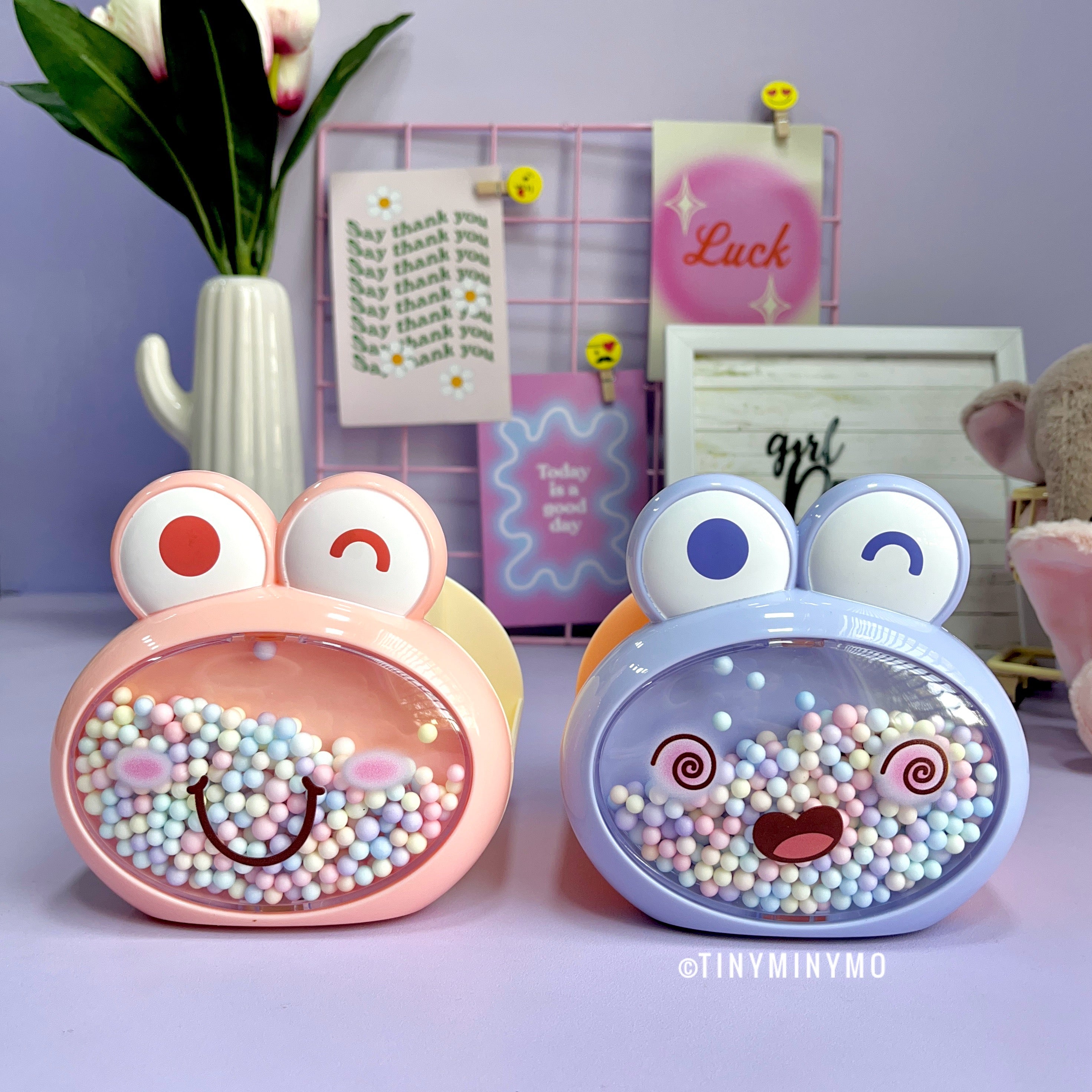Confetti Frog Pen Stand