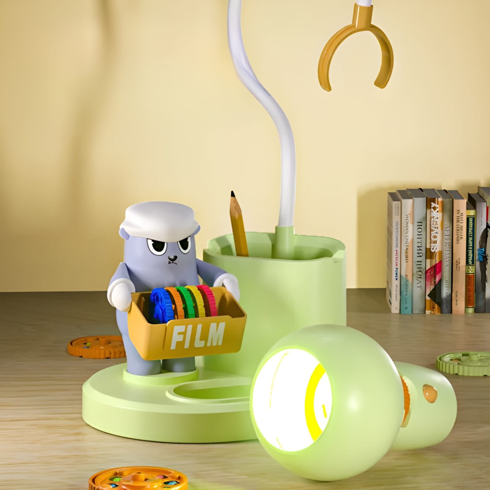 Dynamic Projector Desk Accessory