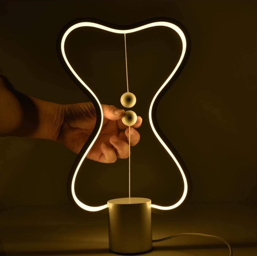 Heng Magnetic Balance Lamp