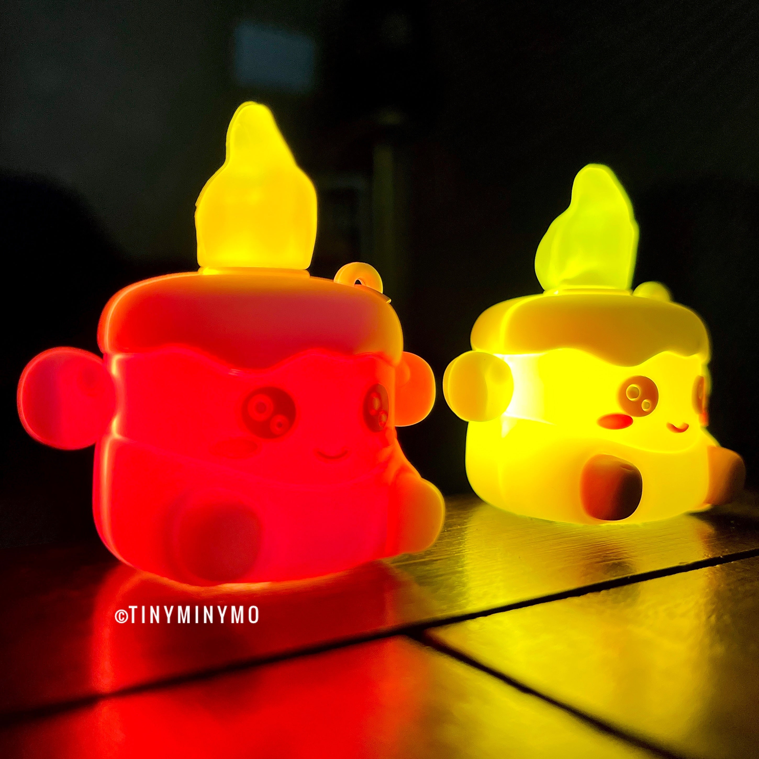 Light Up Cake Keychain