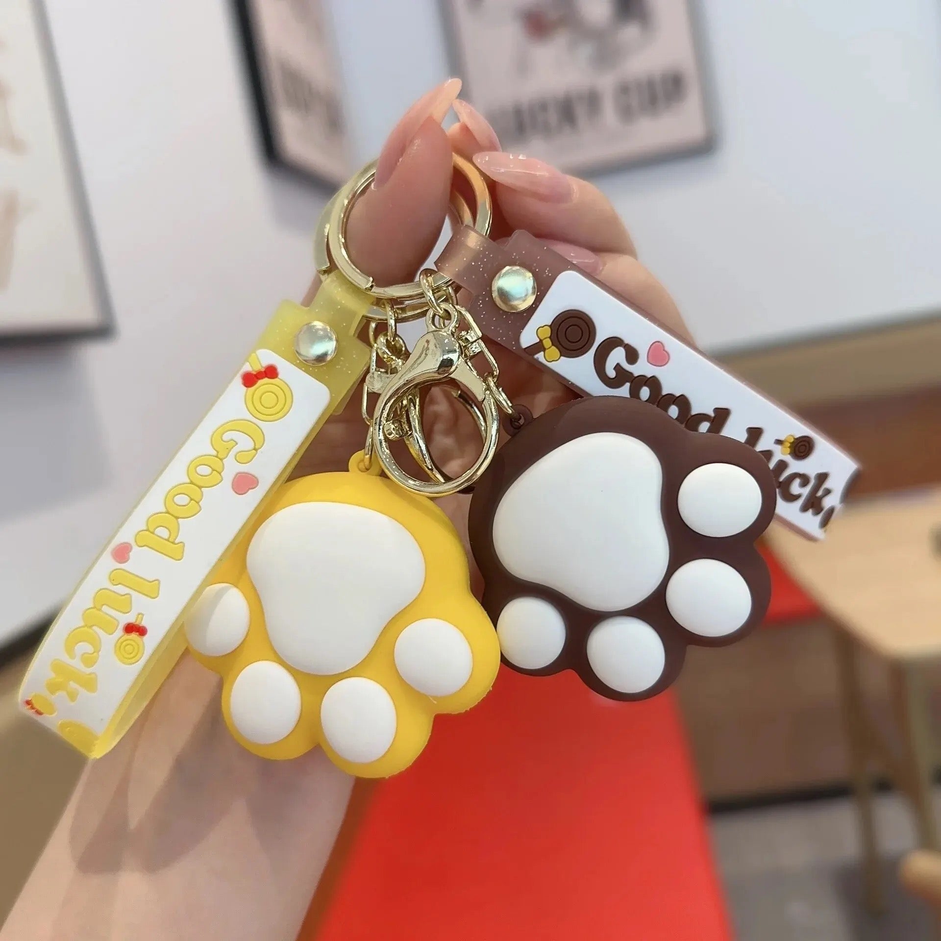 Lucky Day - 3D Paw Keychain