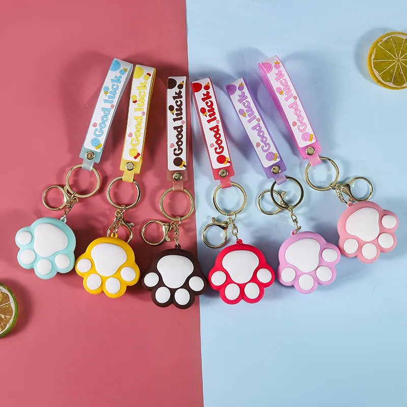 Lucky Day - 3D Paw Keychain