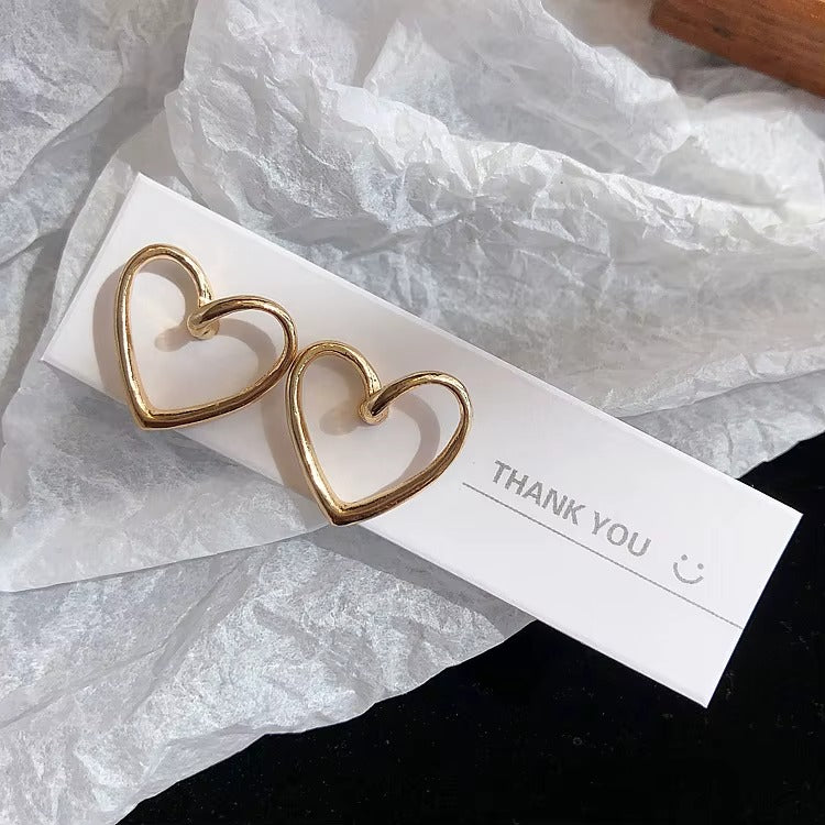 Stainless Steel Heart Stud Earrings Minimalist 18K Gold Plated | Anti Tarnish
