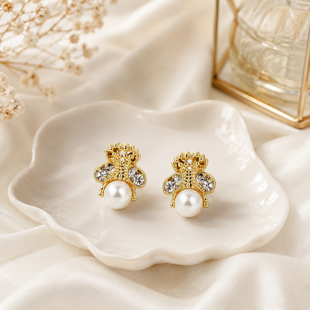 Elegant Bee Pearl Stud Earrings
