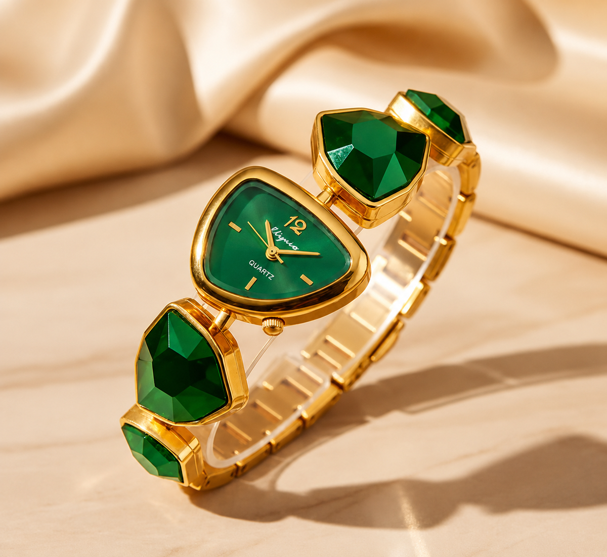 Triangle Dial Faceted Imitation Diamonds Emerald  Decorated Link Watch Bracelet