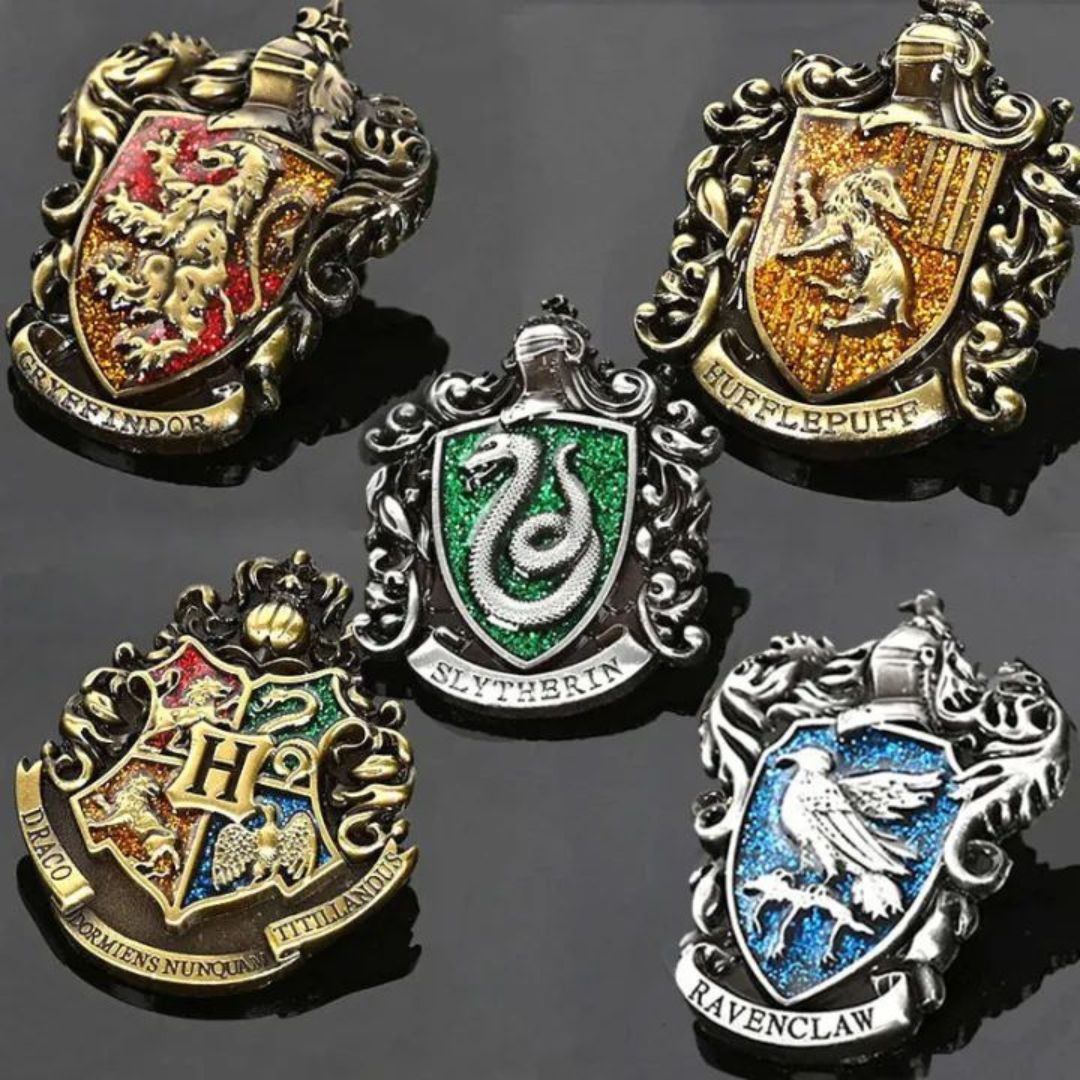 Harry Potter Hogwarts Crest Lapel Pin