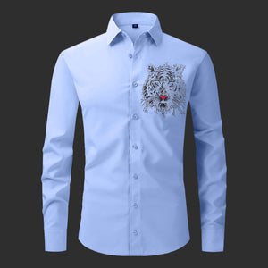Light blue shirt with a tiger emblem on a black background