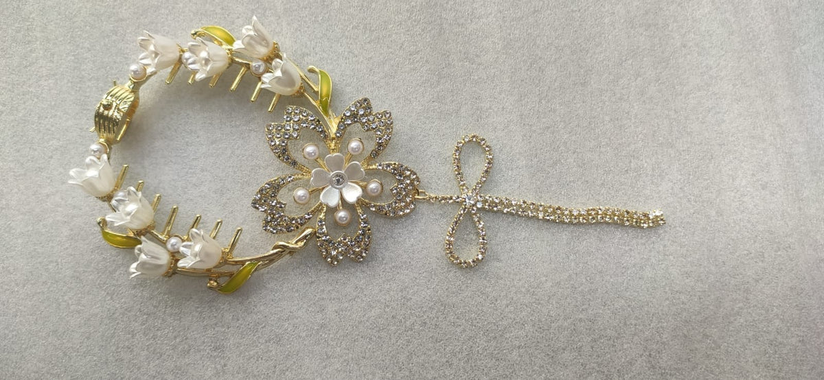 Women Set Of  Embellished Alligator Hair Clip
